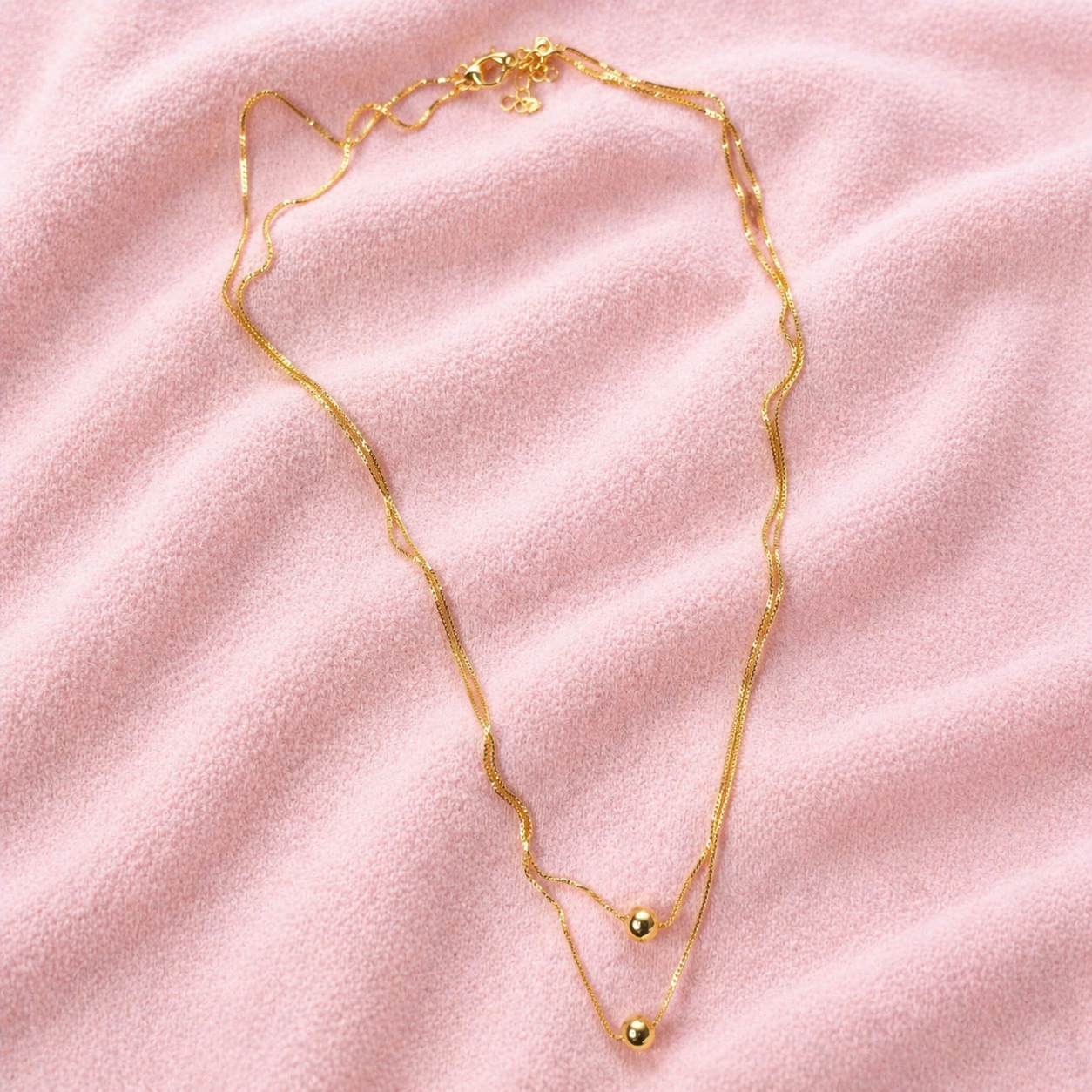 Cordão Banhado a Ouro 18k com Pingente Duplo e Corrente Delicada