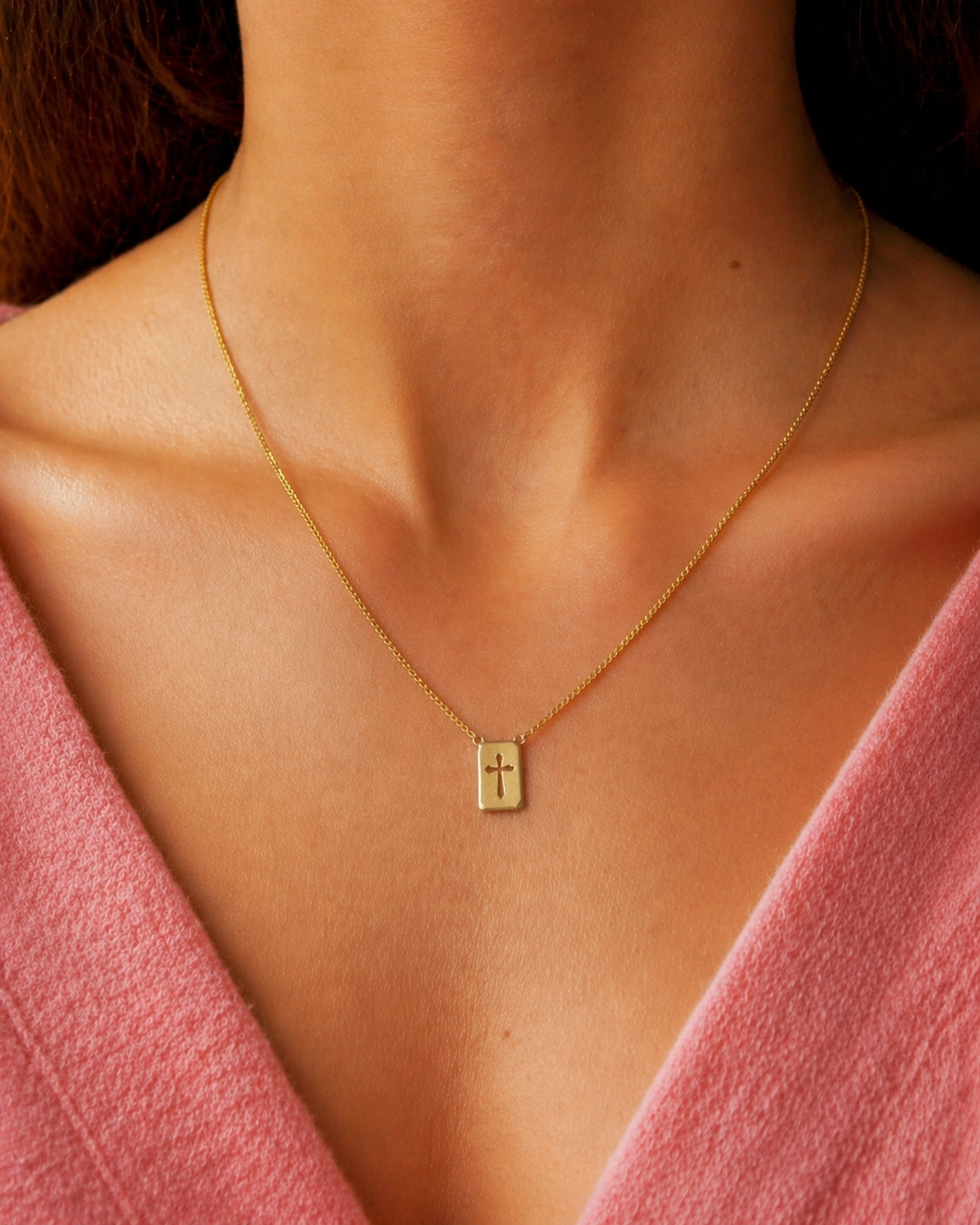 Escapulário Banhado a Ouro 18k com Pingentes Duplos