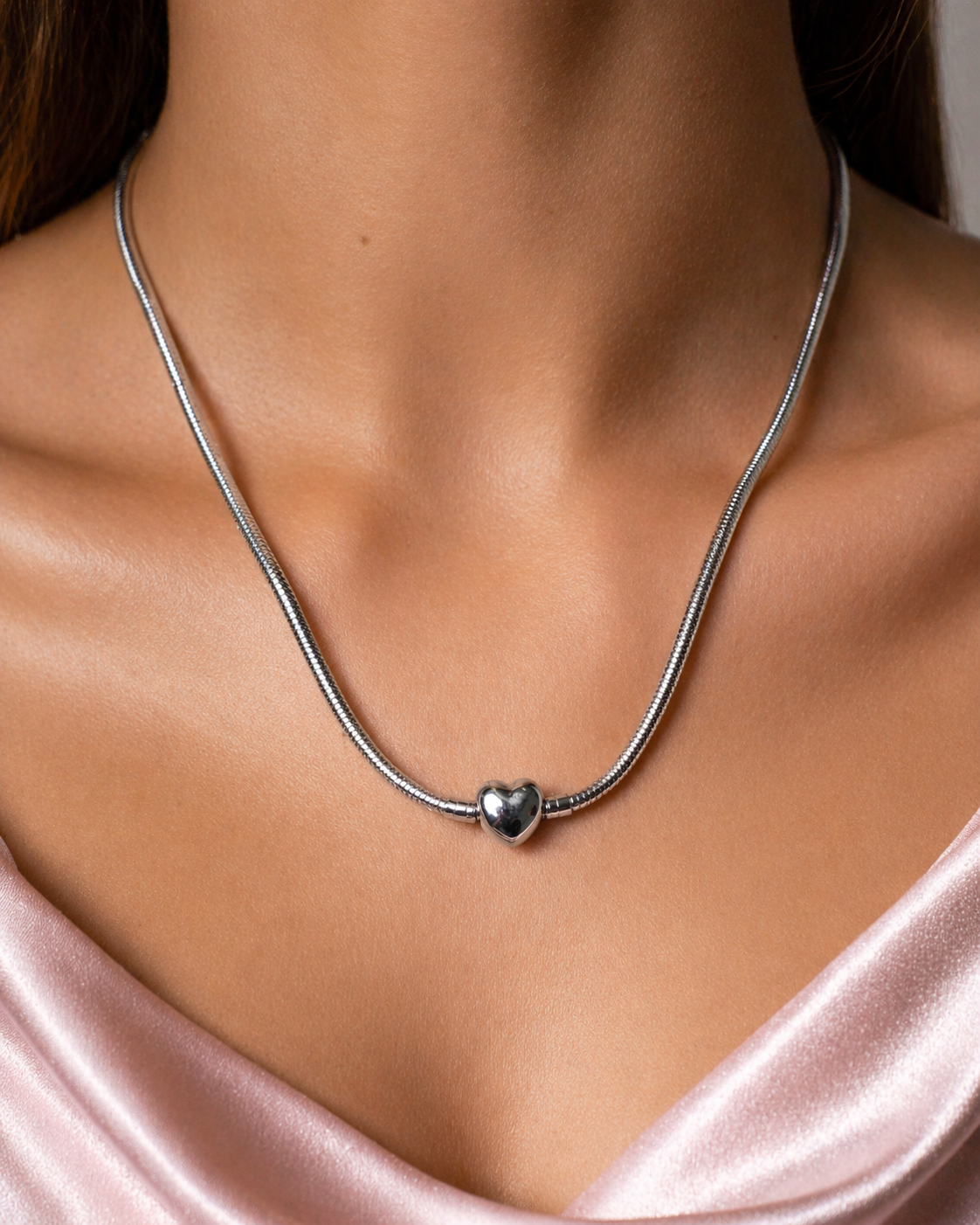 Colar de Aço Inoxidavel 925 com Corrente Snake e Fecho Coração