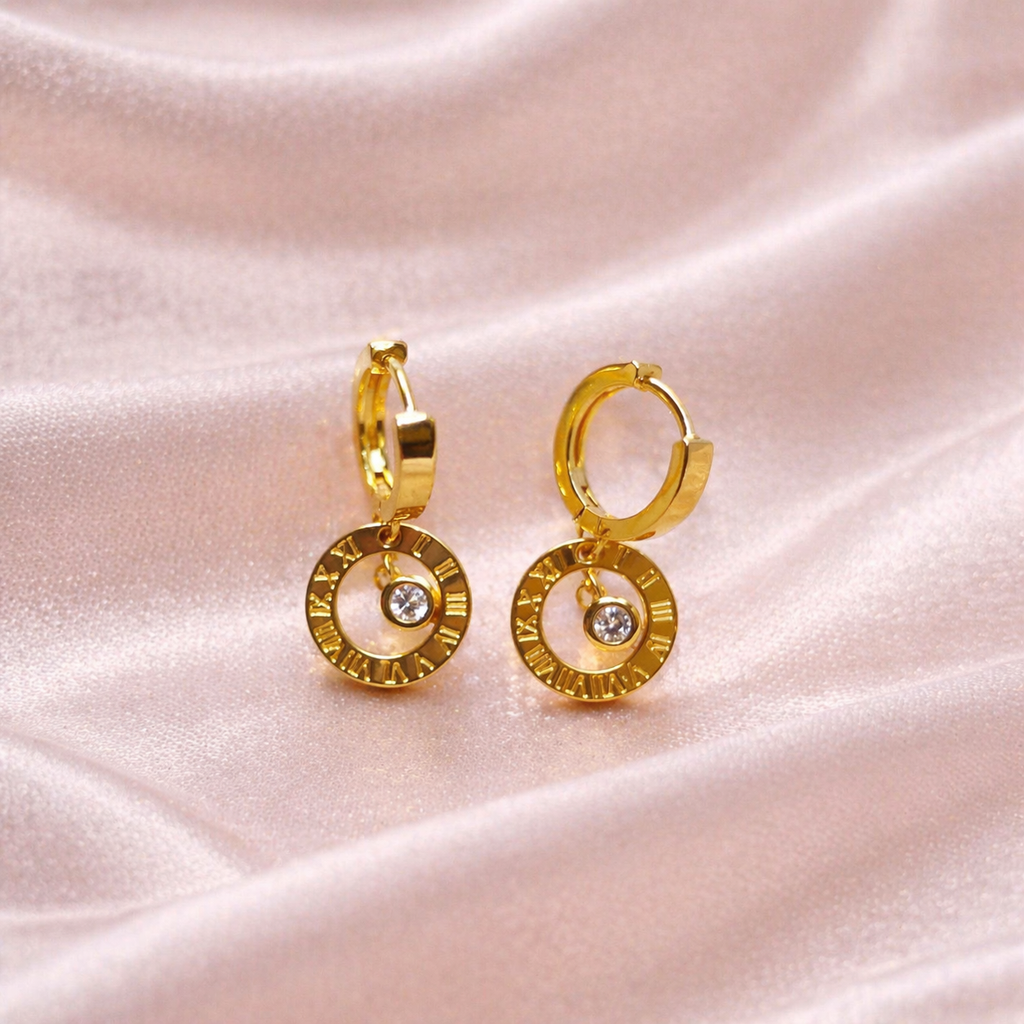 Brinco de Argola Com Pingente em Banho de Ouro 18k