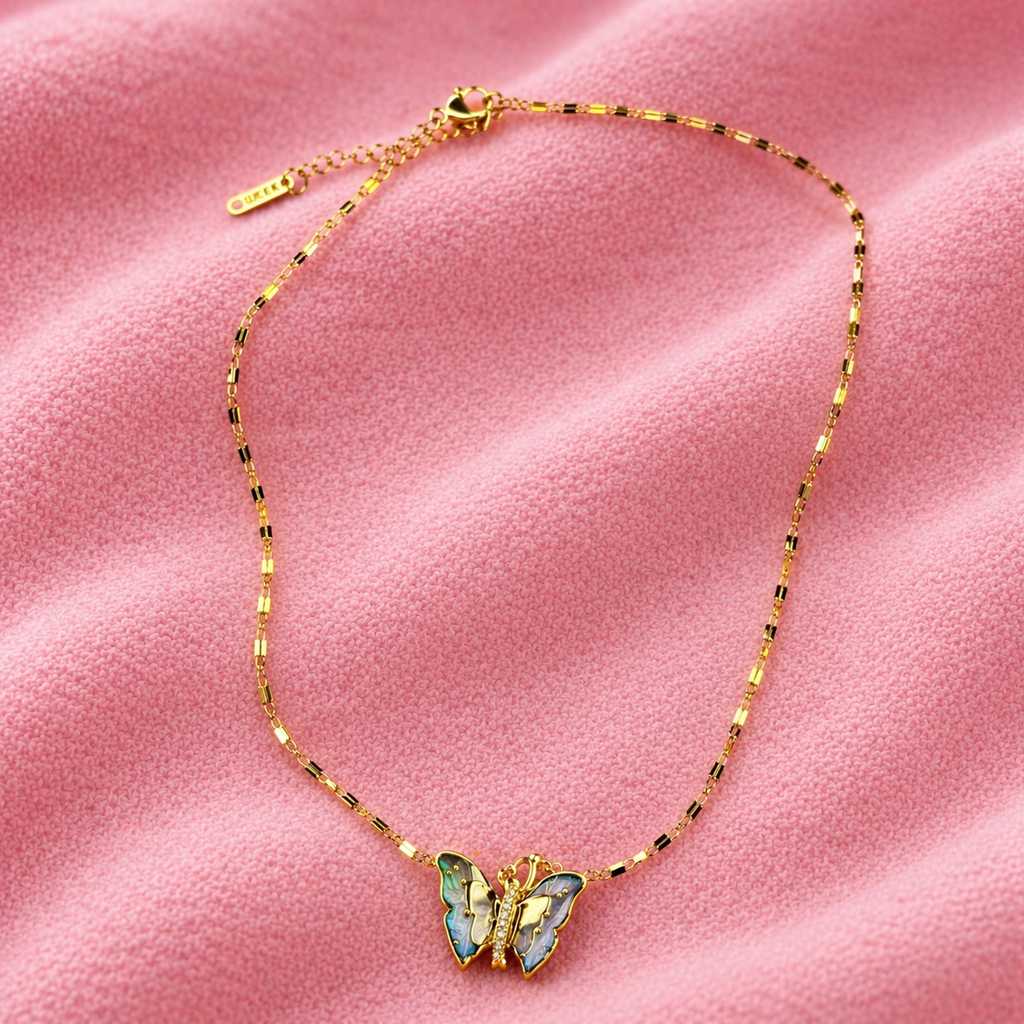 Colar Borboleta Azul Banhado a Ouro 18k com Corrente Elo chapeado