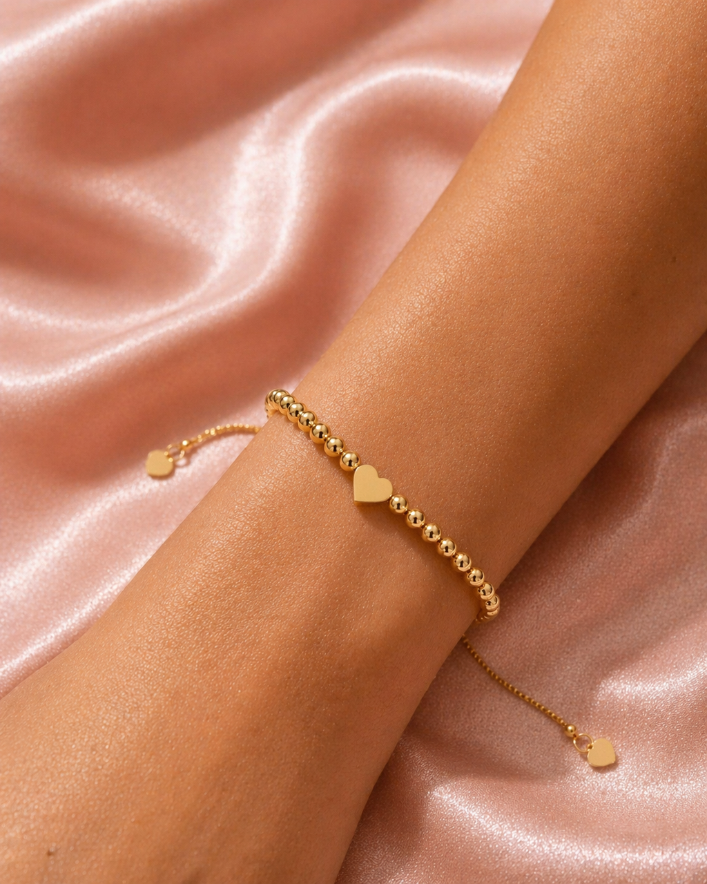 Pulseira de Esferas com Coração Banhada a Ouro 18k