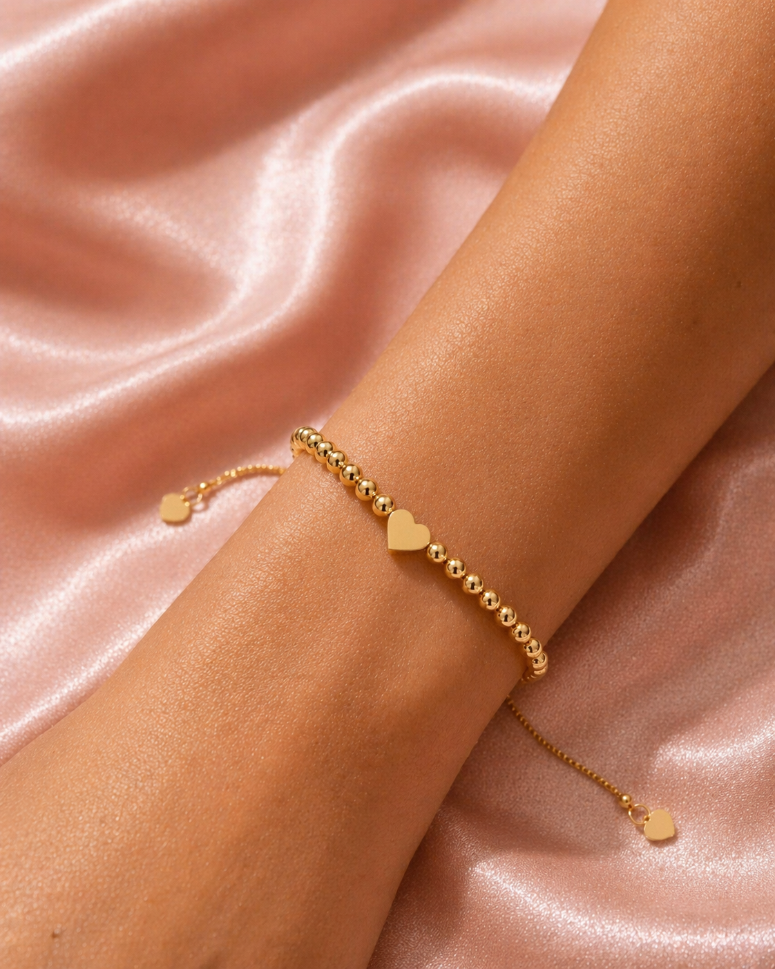 Pulseira de Esferas com Coração Banhada a Ouro 18k