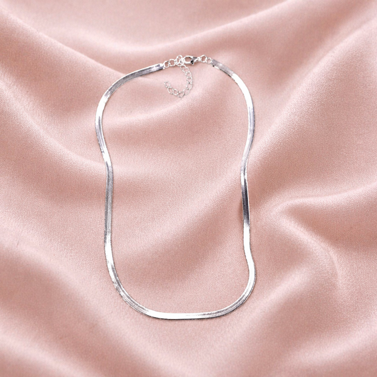 Colar Snake Texturizado em Prata 925 com Fecho Lagosta Ajustável